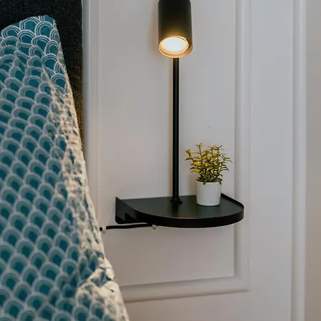 Boutique - Garden With Riveraccess Apartment *