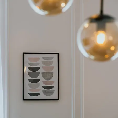 Boutique - Garden With Riveraccess Thun