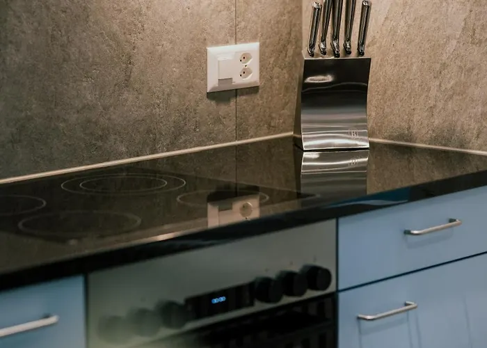 Boutique - Garden With Riveraccess