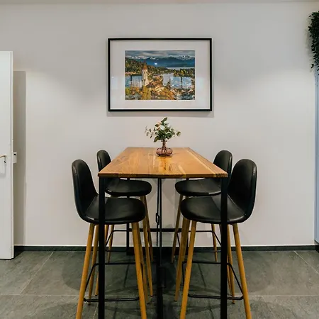 Boutique - Garden With Riveraccess شقة *